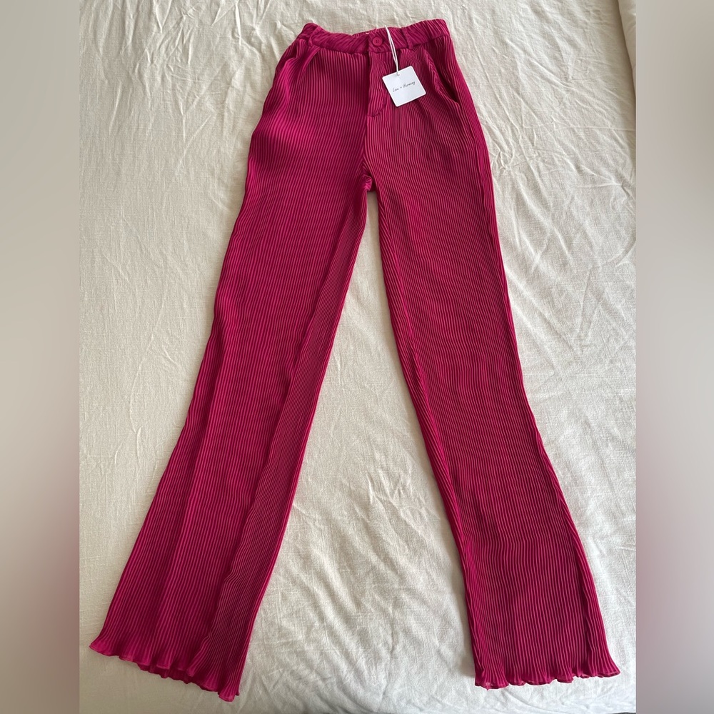 Maroon color pleated pants
